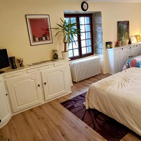 La Fontaine Du Mas Bed & Breakfast Thiviers Екстериор снимка